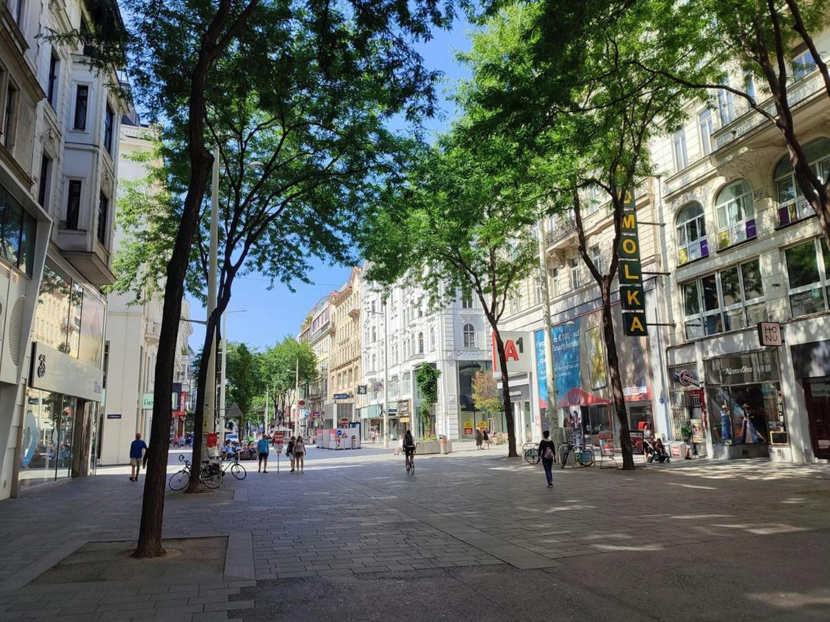 Central Mariahilfer Apartment 4 Min To The City Shopping Center And Schoenbrunn Palace Βιέννη Εξωτερικό φωτογραφία